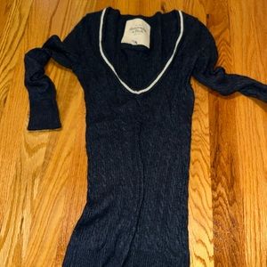 Abercrombie and Fitch 3/4 sleeve sweater